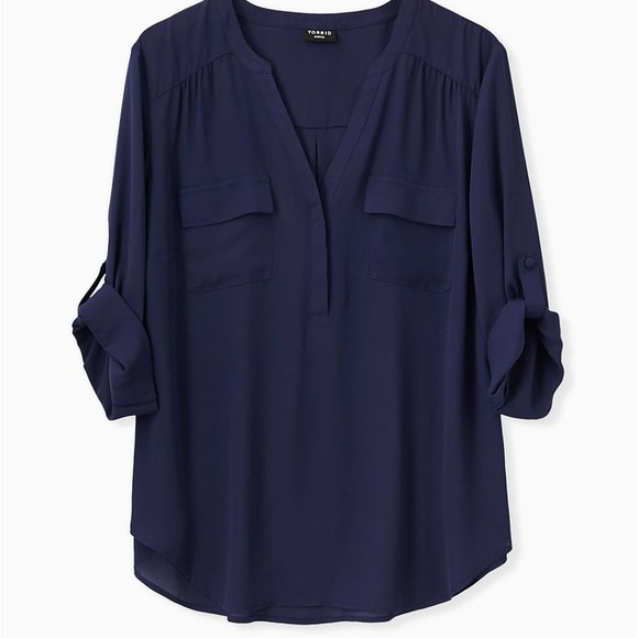 NWT Torrid Navy Georgette Blouse - 1X - Picture 3 of 8